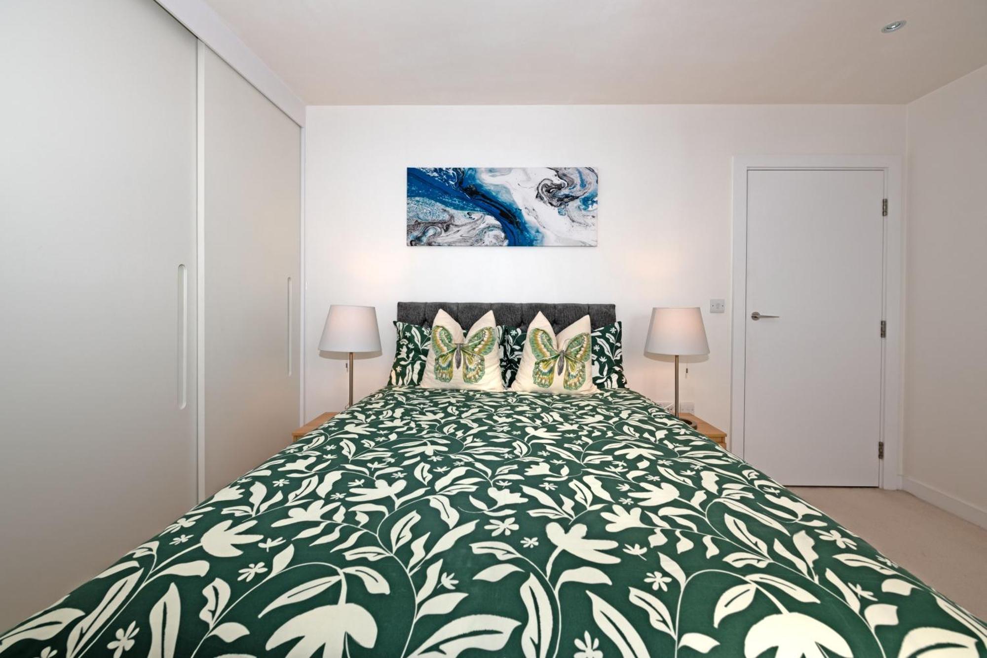 Grand Apartments Kew Gardens Лондон Екстер'єр фото
